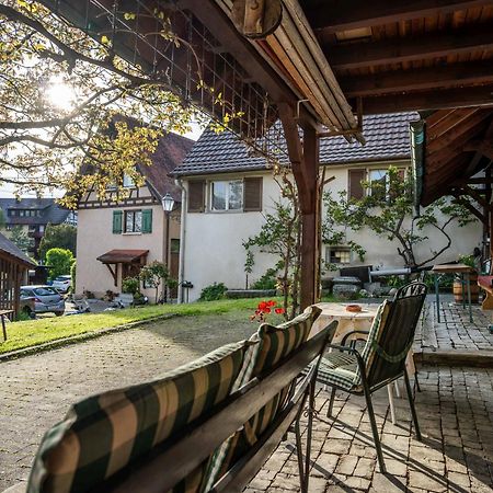 Zum Torkelhaus Hotell Sipplingen Exteriör bild