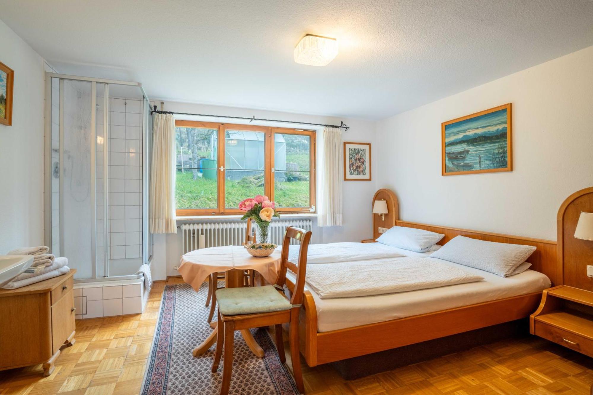 Zum Torkelhaus Hotell Sipplingen Exteriör bild