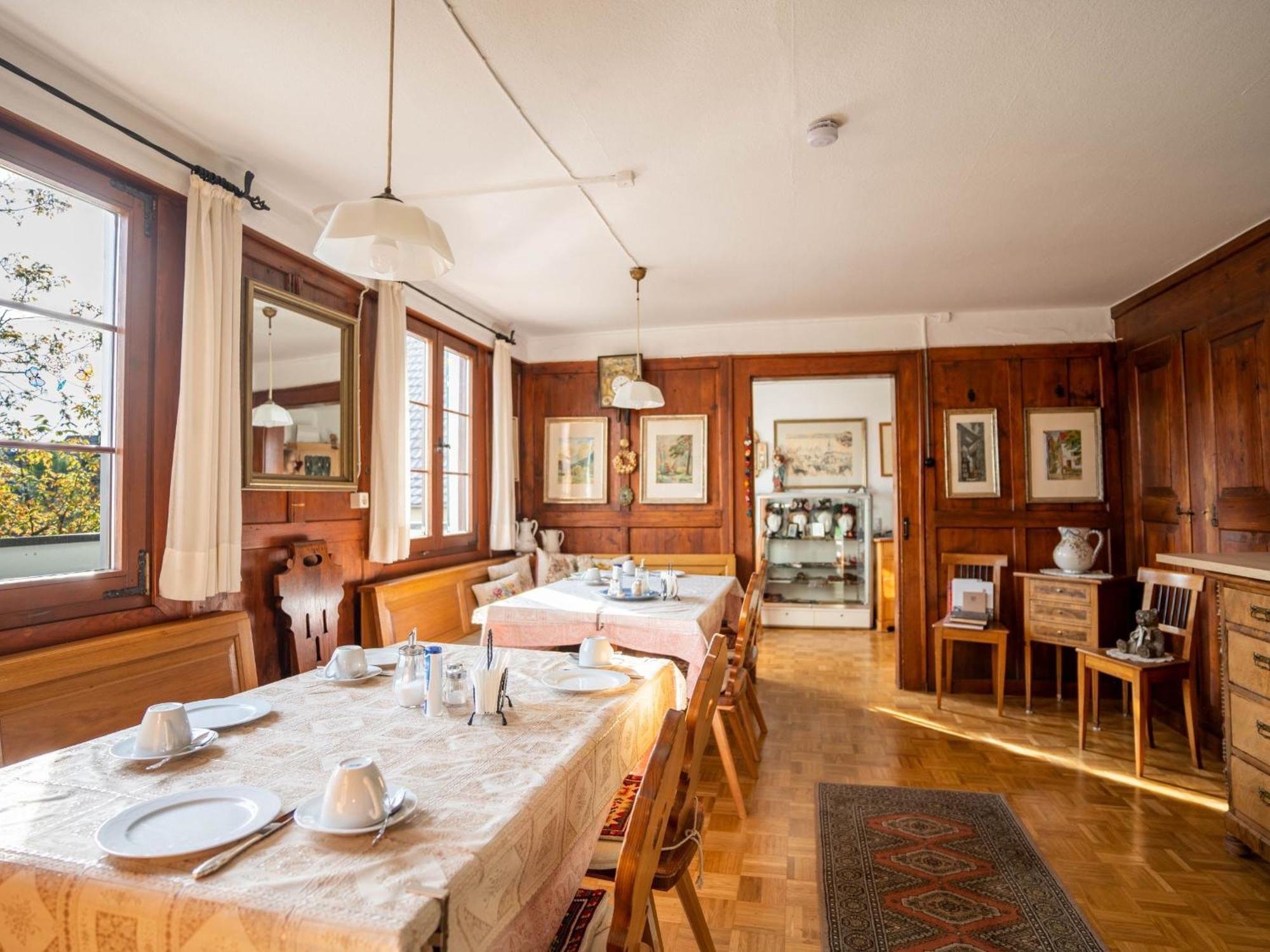 Zum Torkelhaus Hotell Sipplingen Exteriör bild