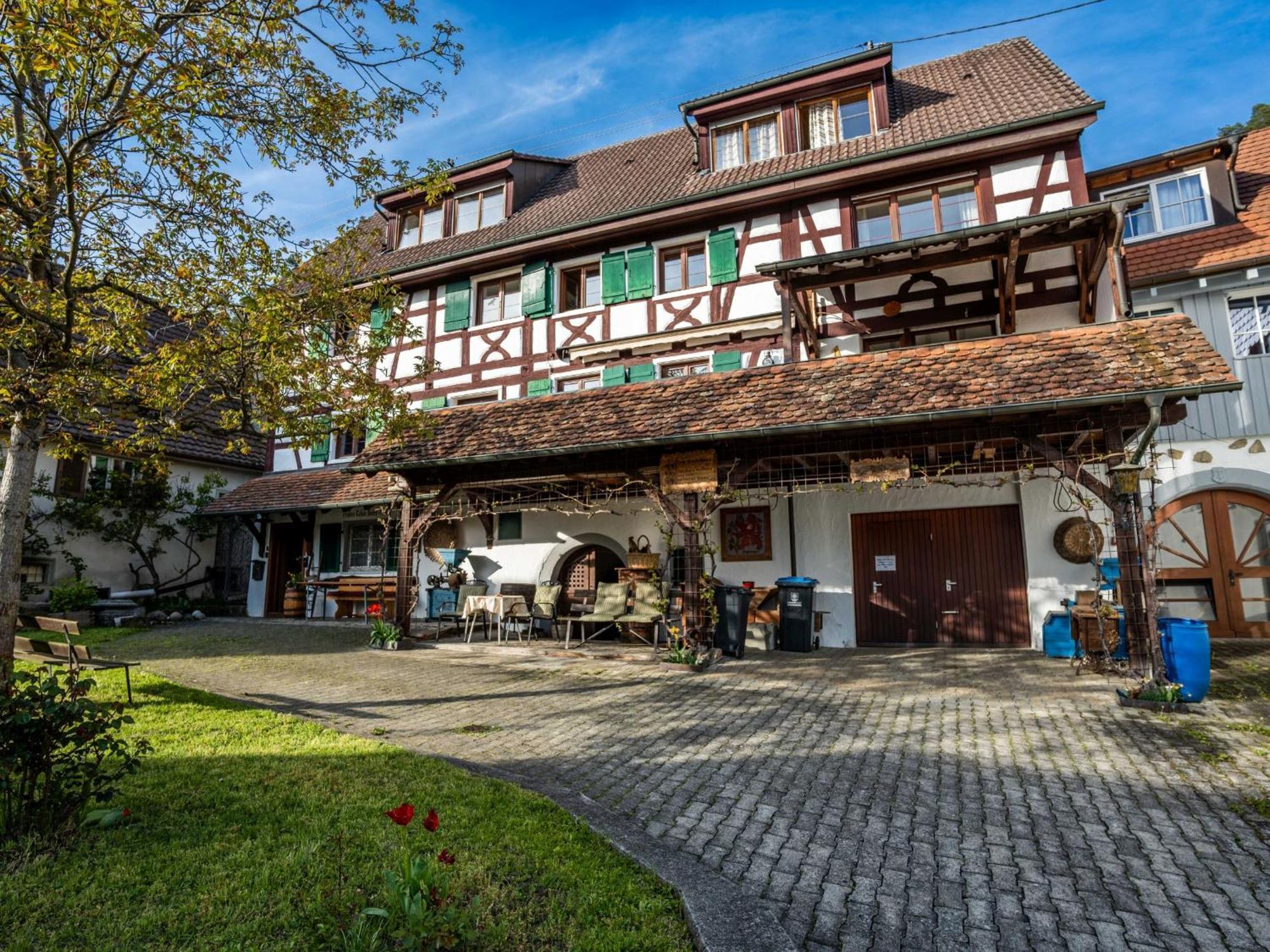 Zum Torkelhaus Hotell Sipplingen Exteriör bild